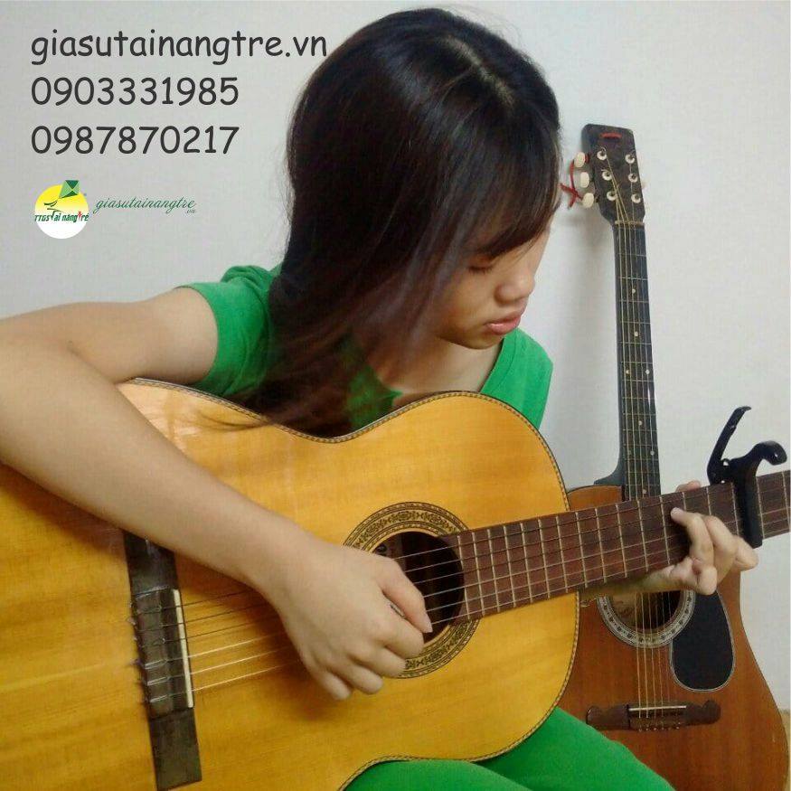Tìm gia sư dạy Guitar tại nhà ở đâu?