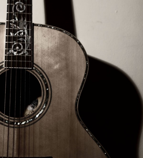 Cách lựa chọn Guitar tốt cho người mới chơi